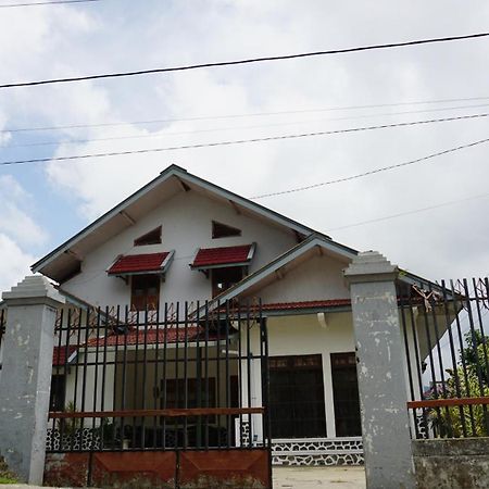 Spot On 93943 Sakinah Homestay Bromo Syariah Near Rest Area Wringinanom Маланг Екстер'єр фото